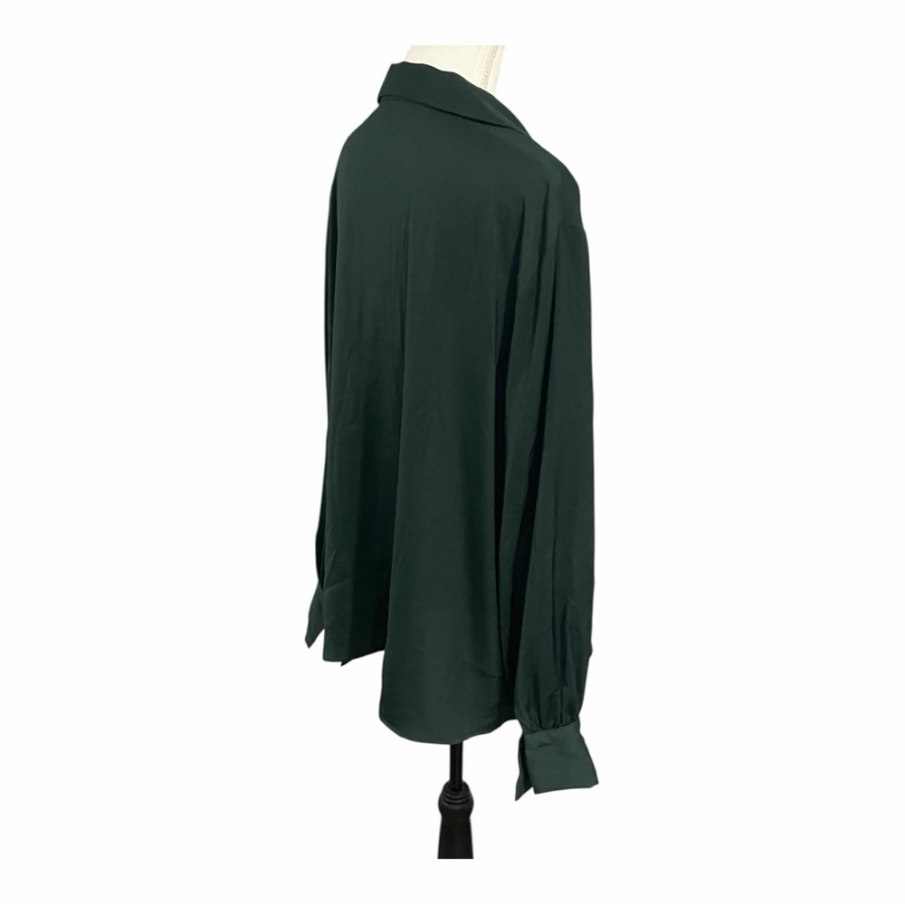 Bundle of GAP lightweight satiny blouses XXL Cream, Black and Dark Green - Picture 3 of 11